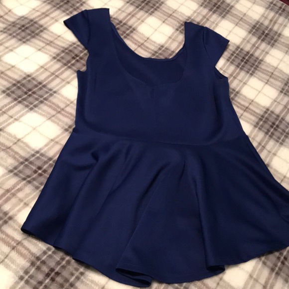 Top - Picture 3 of 3